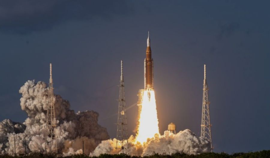 Photo of Artemis II launch - NAT GEO pic