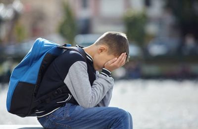 Experts link school violence to social factors and call for stronger prevention and teacher training. Photo credit: Unsplash