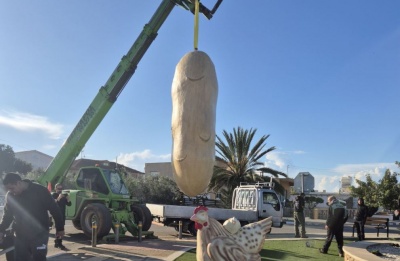 €2,000 restoration brings the fiberglass landmark back with Easter decorations.