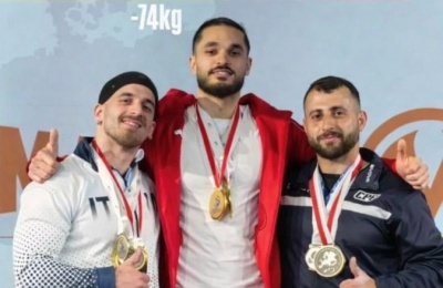 Athlete totals 720 kg, placing first in squat and third in deadlift. Photo credit: @cyprussports Facebook