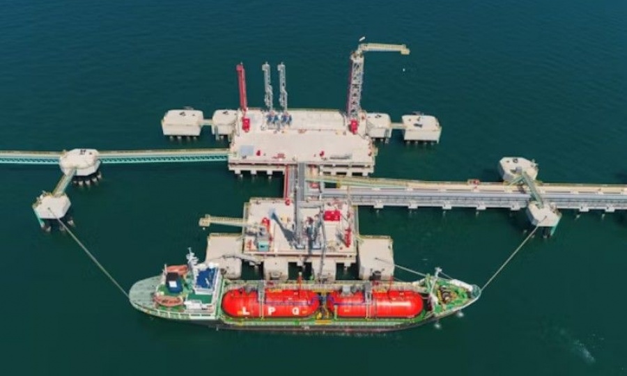 EU increases Russian LNG imports despite looming energy ban