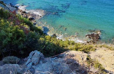 Fisherman’s early morning discovery prompts police investigation. File photo