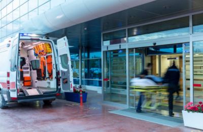 Police investigate circumstances of early afternoon accident on Sotiraki Markidi Street. Photo credit: Unsplash