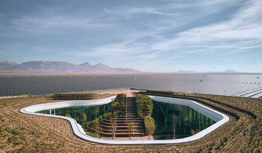 Turkey is now home to one of the biggest solar facilities in the world as well as one of Europe's largest battery storage pipelines. Photo by Egemen Karakaya