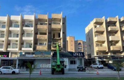 Cracks, fear and uncertainty as residents await court decision