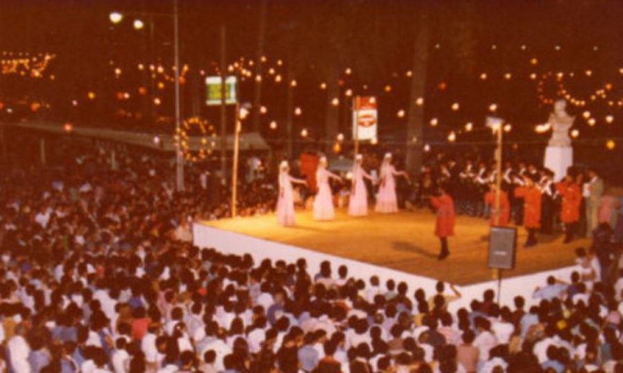 When all of Cyprus headed to Larnaca: The timeless magic of Kataklysmos (photos)