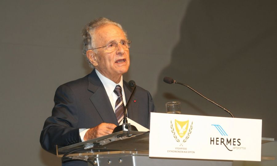 Cypriot business pioneer Nikos Shacolas passes away at 98
