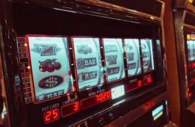 Licensed betting shops increased slightly, while more than 22,000 unlicensed gambling websites are now blocked. Photo credit: Unsplash