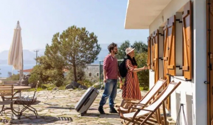 The Deputy Ministry of Tourism is preparing to implement new EU rules requiring all short-term rental listings to display verified registration numbers. Photo credit: Unsplash