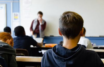 Education workers give government 15 days to end job uncertainty