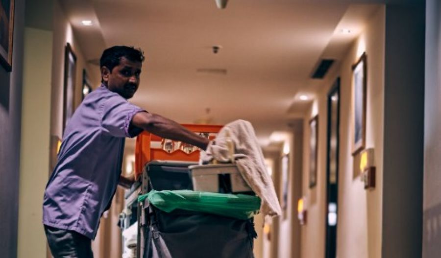 Same hotel, same job, different pay