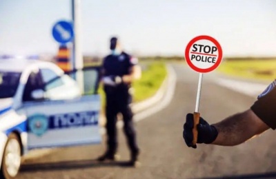 More than 4,000 complaints for failing to wear seat belts recorded in the first six months of 2026. File photo Unsplash