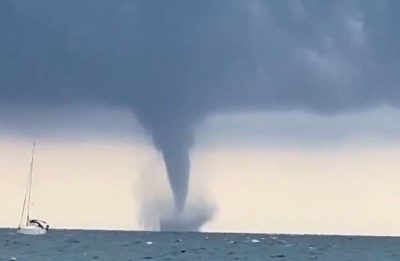 Thunderstorms and strong winds hit Cyprus. Photo screen captured from @alexandros.loizides Facebook video