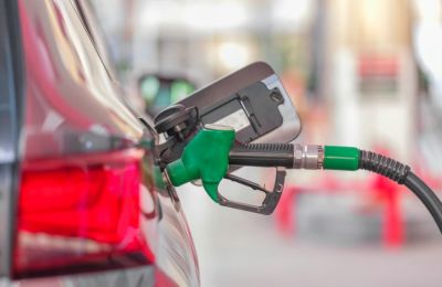 Fuel tax cut set to stay, saving drivers 8.33 cents a litre until November