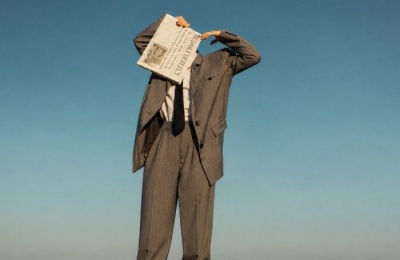 A celebrated journalist’s fall into conspiracy theories raises difficult questions about reputation, truth and accountability. Photo credit: Unsplash