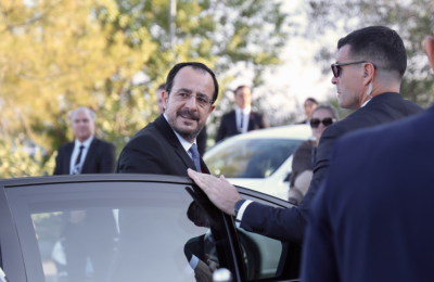Parliament clears nearly €600,000 for Christodoulides’ new armoured limousine
