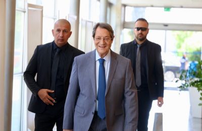 Police guards cut for former officials, but Anastasiades keeps six