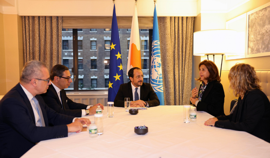 Holguin: ''The window of opportunity is gradually closing''