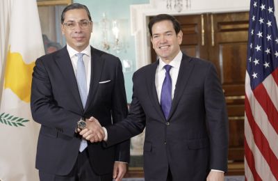 File photo of FM Kombos and Foreign Secretary Marco Rubio meeting at the White House in November 2025.