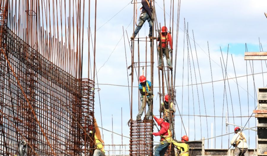 Workers forced to sleep on building sites in Cyprus, complaints allege