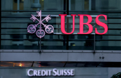 A Swiss bank without Switzerland? UBS weighs a move abroad