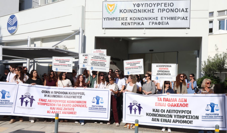 Social workers strike, warning paperwork is taking time from people in need
