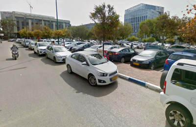 The proposed UAE embassy site extension on Sapir Street in Herzliya Pituah, pictured in 2025. Image: Google Maps, via Calcalist.